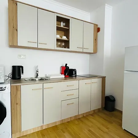 Astoria Ii 23 One Bedroom 埃勒尼特