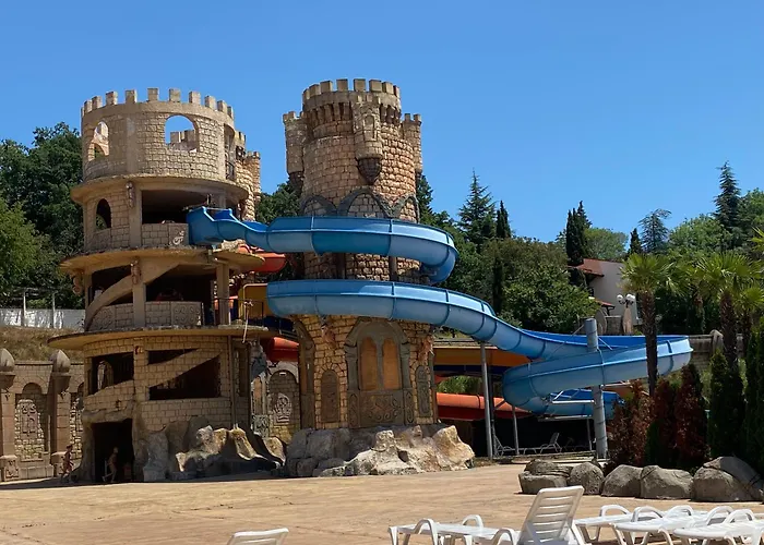 Astoria Ii 23 One Bedroom * Elenite